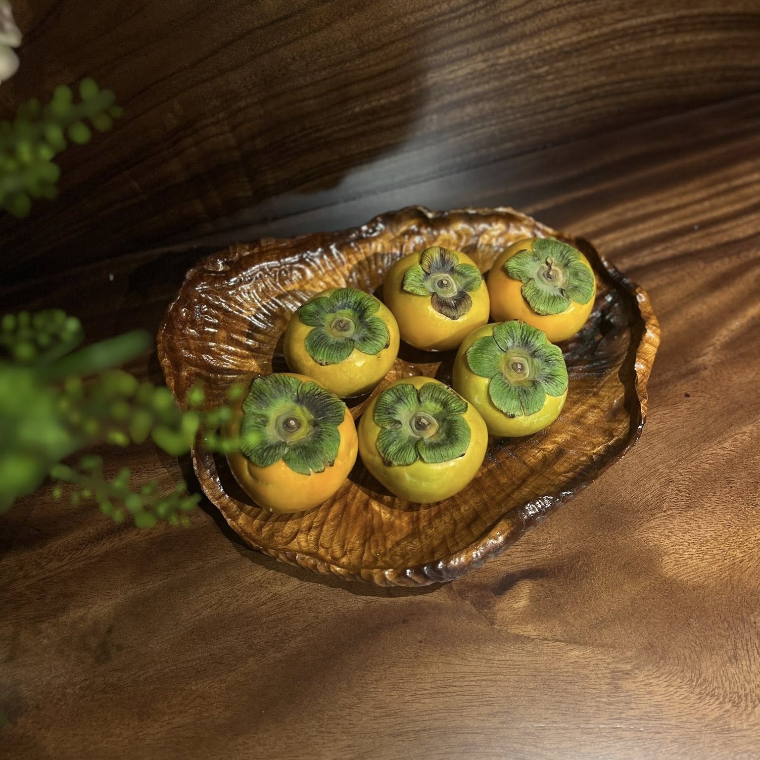 Khay gỗ đựng trái cây tạo hình lá sen